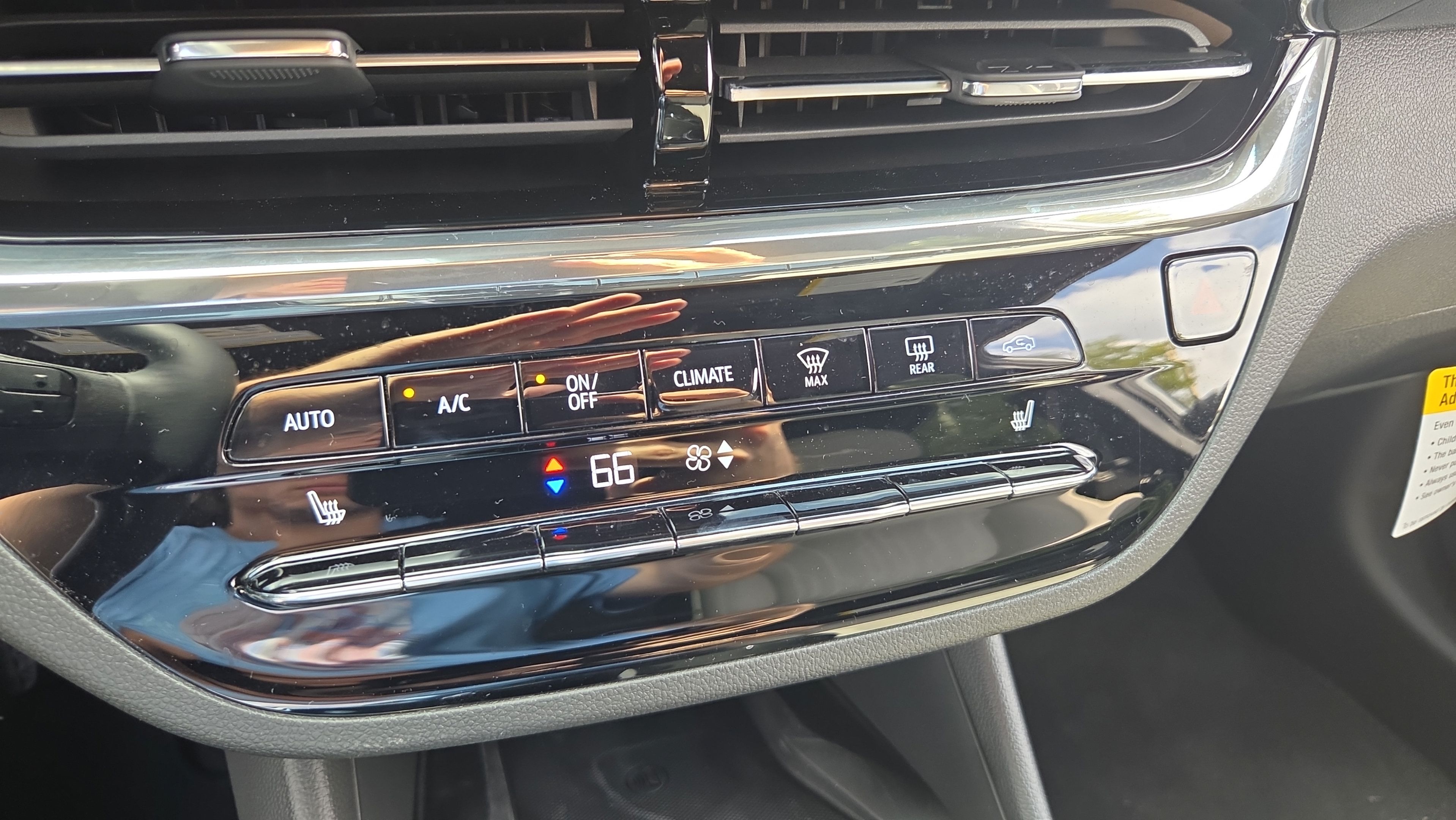 New 2026 Buick Envista Avenir FWD image 19