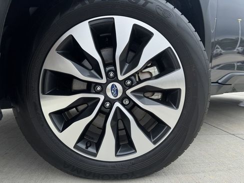 Used 2024 Subaru Outback Limited XT AWD/4WD image 9