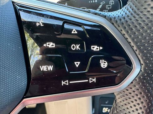 Used 2022 Volkswagen Tiguan SEL R-Line AWD/4WD image 22