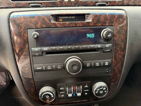 Used 2015 Chevrolet Impala LTZ image 13