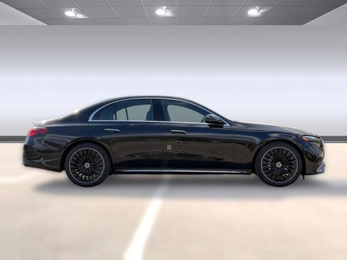 Used 2026 Mercedes-Benz E 350 Sedan image 8