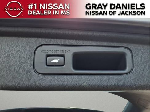 Used 2018 Honda Odyssey EX-L image 9