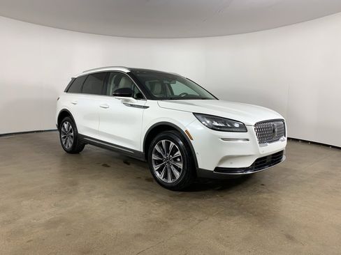 Used 2022 Lincoln Corsair Reserve w/ Equipment Group 201A image 5