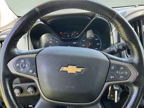 Used 2019 Chevrolet Colorado Z71 AWD/4WD image 14