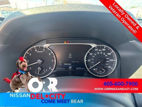Used 2025 Nissan Altima 2.5 SV FWD image 21