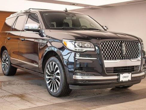 Used 2024 Lincoln Navigator Black Label image 5