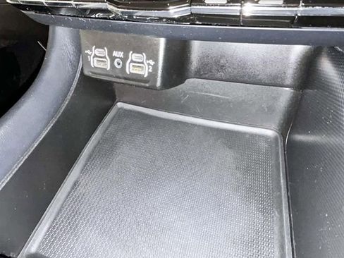 Used 2023 Dodge Durango GT image 18