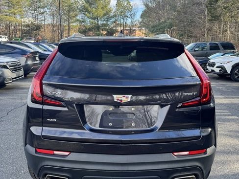 Certified 2023 Cadillac XT4 Luxury w/ Cold Weather Package image 4