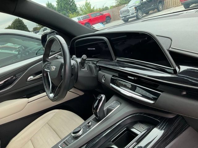 Used 2022 Cadillac Escalade Sport w/ Touring Package AWD/4WD image 11