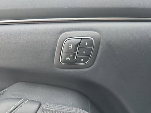 Used 2021 Ford Mustang Mach-E Premium image 13