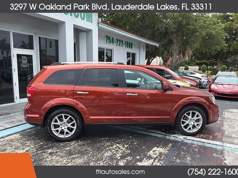 Used 2012 Dodge Journey Crew w/ Driver Convenience Group FWD image 9