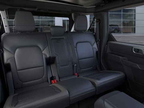 New 2026 Ford Bronco Outer Banks AWD/4WD image 11