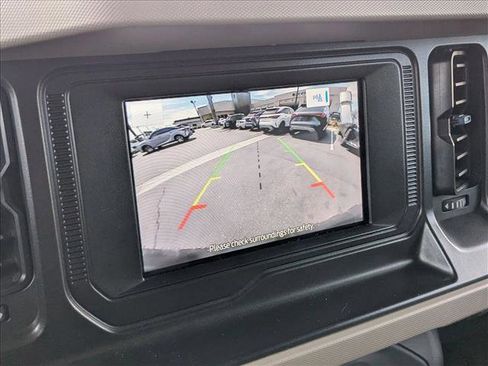 Used 2022 Ford Bronco Wildtrak image 15