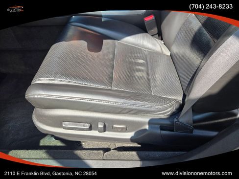 Used 2012 Acura TL w/ Advance Package image 10