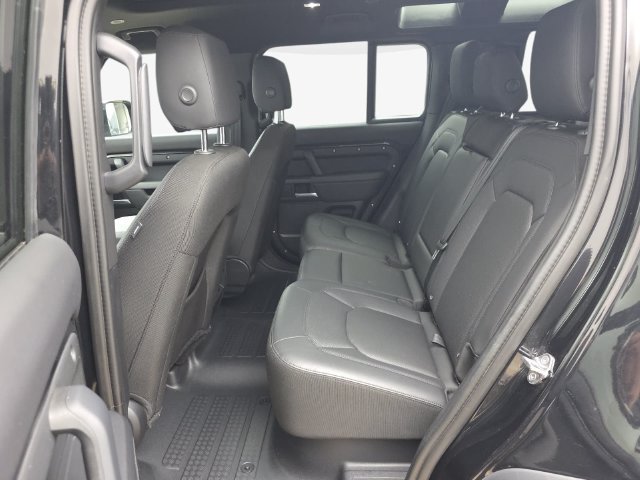 Used 2025 Land Rover Defender 110 S AWD/4WD image 14