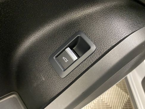 Used 2021 Audi Q5 2.0T Premium Plus w/ Premium Plus Package image 23