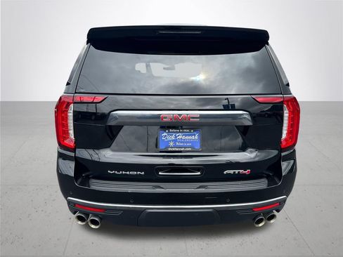Used 2023 GMC Yukon AT4 w/ Technology Package AWD/4WD image 7