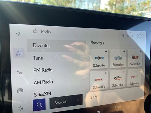 Used 2023 Lexus RX 350h image 24