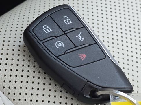 Used 2021 Buick Envision Essence image 39