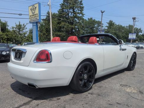 Used 2018 Rolls-Royce Dawn RWD image 79