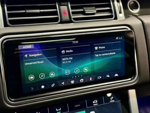 Used 2020 Land Rover Range Rover HSE image 28