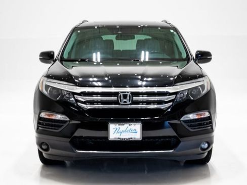 Used 2018 Honda Pilot Elite image 4