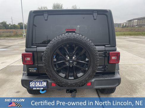 Used 2023 Jeep Wrangler Sahara w/ Cold Weather Group image 5