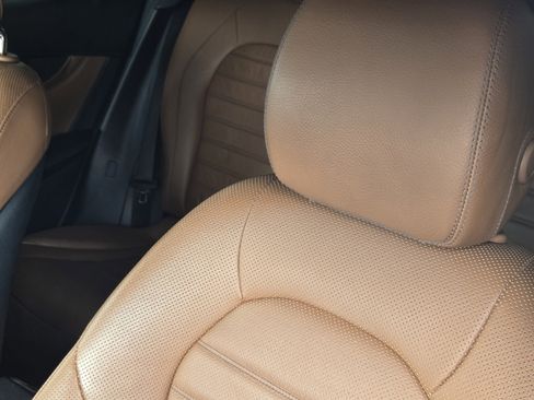 Used 2019 Mercedes-Benz GLC 43 AMG 4MATIC image 28