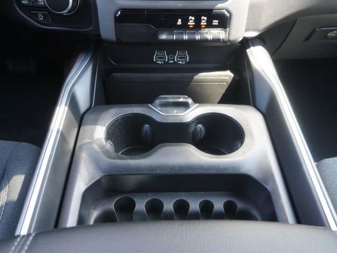 Used 2025 RAM 1500 Big Horn AWD/4WD image 25