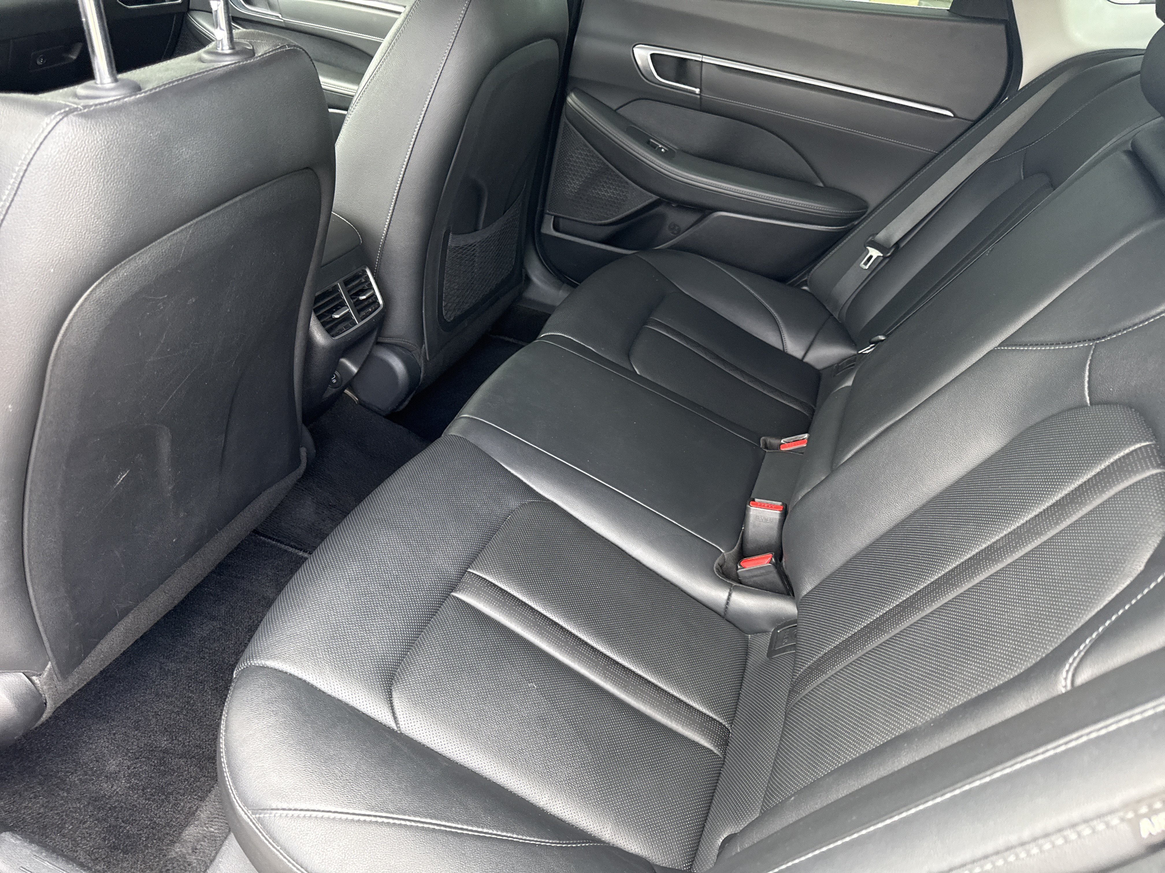 Used 2022 Hyundai Sonata Limited FWD image 12
