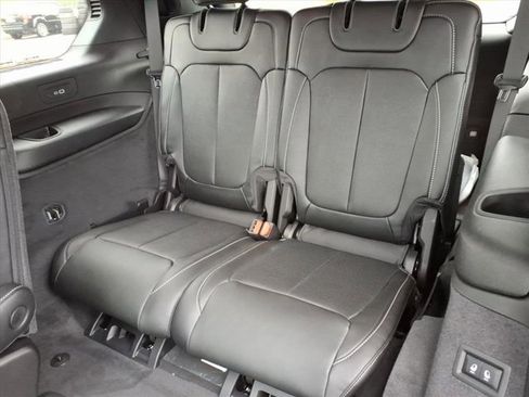 New 2025 Jeep Grand Cherokee L Overland w/ Advanced Protech Group III image 21