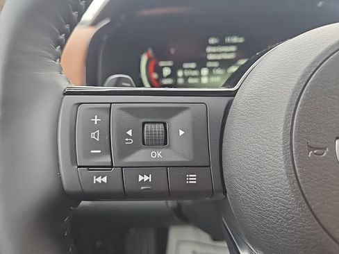 New 2025 Nissan Pathfinder Platinum w/ Cargo Package image 18