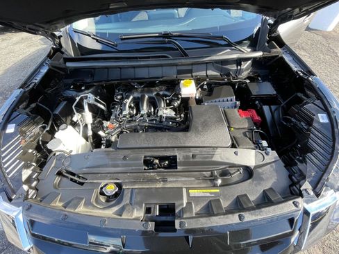 Used 2025 Nissan Pathfinder SV image 33