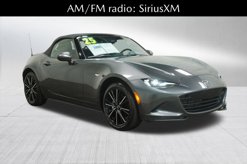 Certified 2025 MAZDA MX-5 Miata Grand Touring RWD image 6