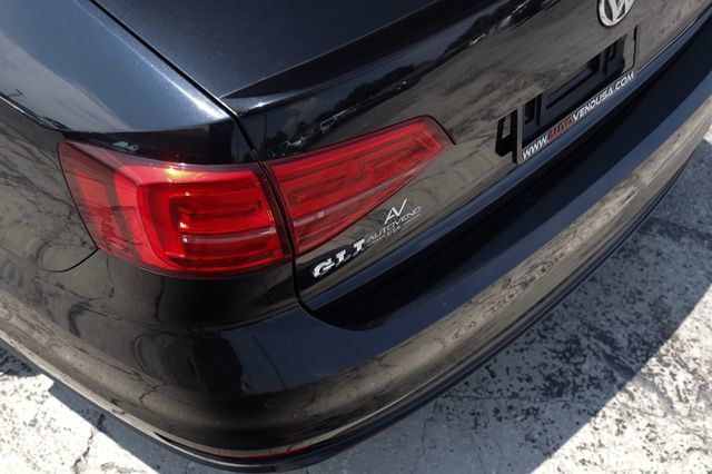 Used 2017 Volkswagen Jetta GLI FWD image 37