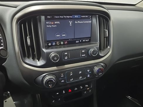 Used 2022 Chevrolet Colorado Z71 image 24