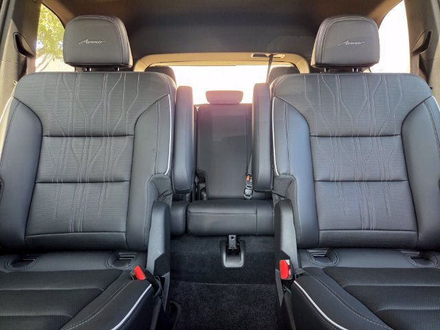 Used 2025 Buick Enclave Avenir w/ Trailering Package, 5000 lbs. FWD image 12