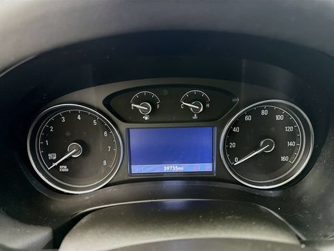 Used 2024 Buick Enclave Essence FWD image 12