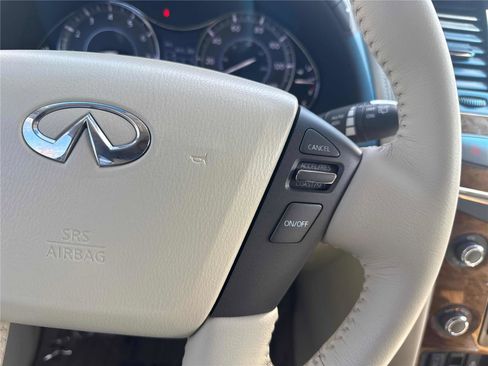 Used 2014 INFINITI QX80 4WD w/ Theater Package image 19