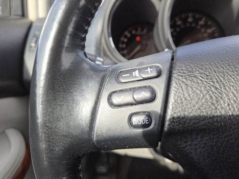 Used 2005 Lexus RX 330 AWD image 28