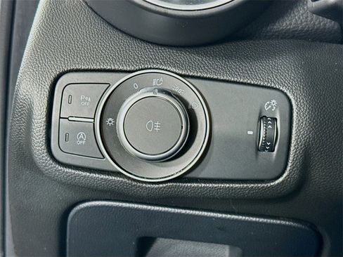 Used 2023 Alfa Romeo Giulia Sprint image 19