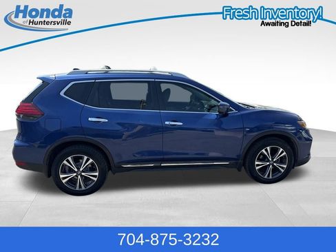 Used 2017 Nissan Rogue SL w/ SL Premium Package image 9