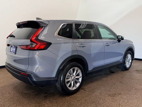 Used 2025 Honda CR-V EX image 6