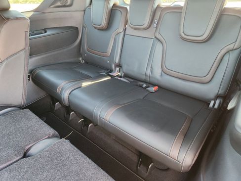 New 2025 Nissan Armada SL image 27