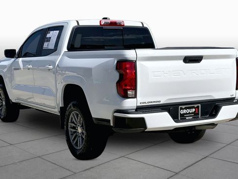 Used 2023 Chevrolet Colorado LT w/ LT Convenience Package II RWD image 12
