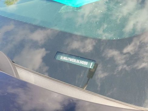 Certified 2020 Lincoln Aviator Reserve w/ Equipment Group 201A image 4