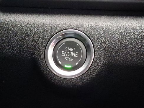 New 2026 GMC Terrain Denali w/ LPO, Floor Liner Package image 16