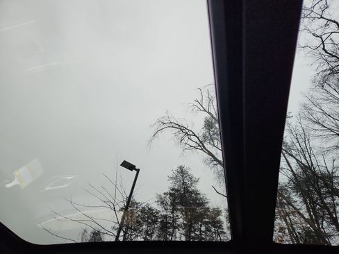 New 2026 Land Rover Range Rover Velar Dynamic SE image 26