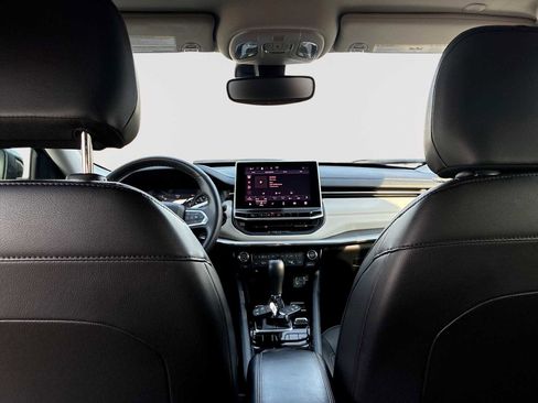 Used 2022 Jeep Compass Limited image 19