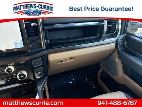 Used 2024 Ford F350 Lariat image 28